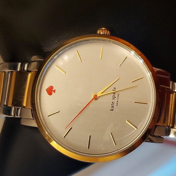 kate spade two tone oversized watch - Picture 3 of 7